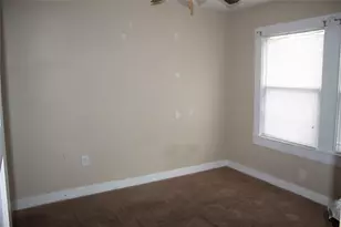 138 S Pecan Dr, Texas City, TX 77591 - Photo 5