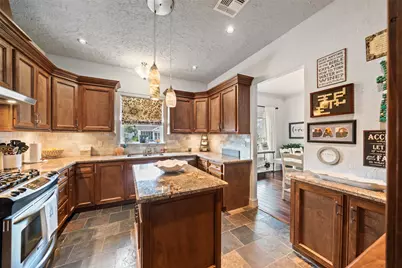 664 Laurel Street S, Matagorda, TX 77457 - Photo 21