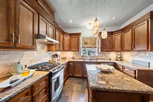 664 Laurel Street S, Matagorda, TX 77457 - Photo 19