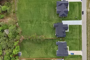 1258 Spanish Dr, Dayton, TX 77535 - Photo 37