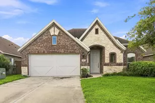 12417 Berberry Dr, Texas City, TX 77568 - Photo 1