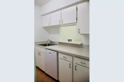 2201 Fountain View Drive #5J, Houston, TX 77057 - Photo 7