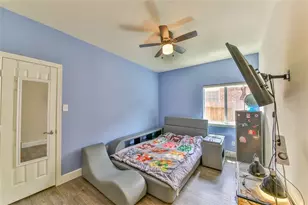 2301 Shadow Falls Ln, Pearland, TX 77584 - Photo 21