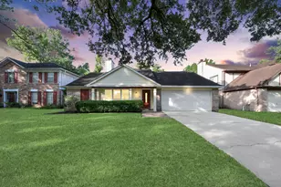 3402 Hidden Creek Dr, Sugar Land, TX 77479 - Photo 1