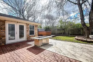 3402 Hidden Creek Dr, Sugar Land, TX 77479 - Photo 15
