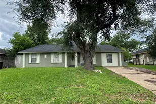 1443 Willow Rock Rd, Houston, TX 77088 - Photo 1