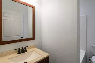 4705 Lyons Ave, Houston, TX 77020 - Photo 5