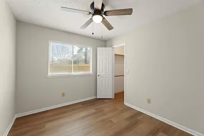 15907 Meadow Village Drive, Houston, TX 77095 - Photo 23