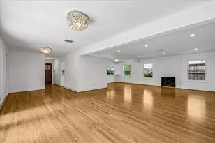 8739 Linkterrace Ln, Houston, TX 77025 - Photo 9