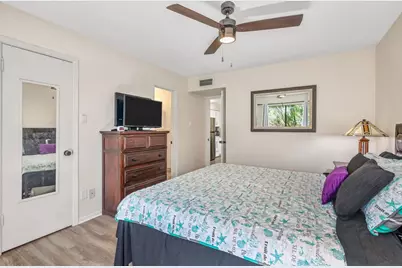 3220 69th Street #B8, Galveston, TX 77551 - Photo 25