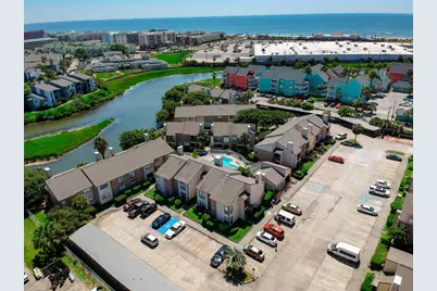 3220 69th Street #B8, Galveston, TX 77551 - Photo 31