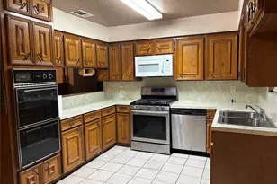 415 Zinn Dr, Crosby, TX 77532 - Photo 9