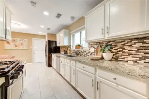 7023 Brockington Dr, Katy, TX 77494 - Photo 11