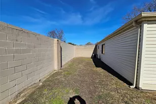 8319 Wind Veil Dr, Houston, TX 77040 - Photo 47