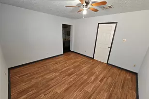 8319 Wind Veil Dr, Houston, TX 77040 - Photo 31