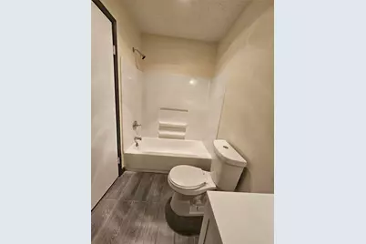 8319 Wind Veil Drive, Houston, TX 77040 - Photo 17