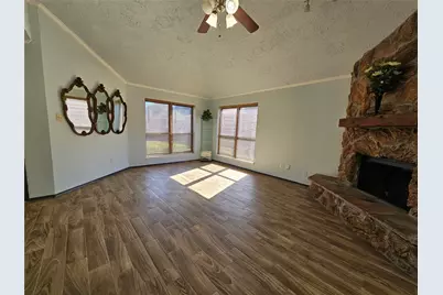 8319 Wind Veil Drive, Houston, TX 77040 - Photo 11