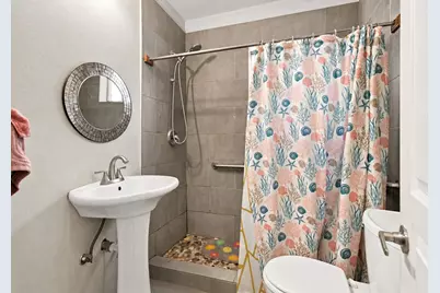 2120 Everett Street, Houston, TX 77009 - Photo 11
