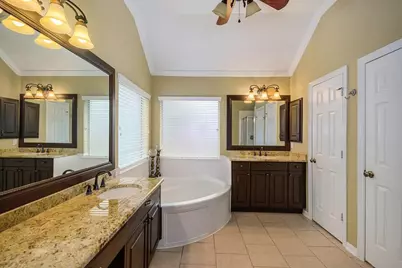 8707 Preston Field Lane Lane, Houston, TX 77095 - Photo 23