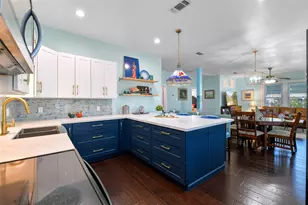 2102 Ave N, Galveston, TX 77550 - Photo 13