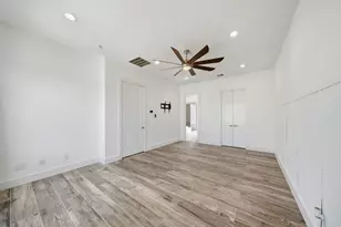 1436 W 24th St, Houston, TX 77008 - Photo 27