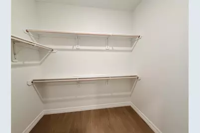 9303 Noel Street, Houston, TX 77033 - Photo 9