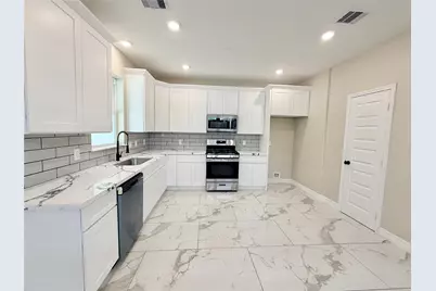 9303 Noel Street, Houston, TX 77033 - Photo 3