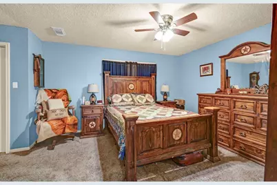 1226 Frontier Trail, Angleton, TX 77515 - Photo 19