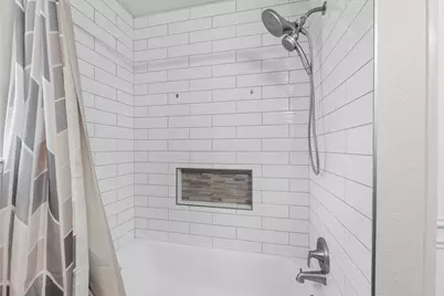 209 Summit Drive, Conroe, TX 77303 - Photo 15