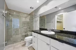 701 Bering Dr, Houston, TX 77057 - Photo 17