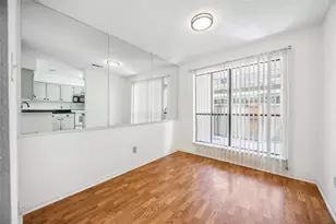 17814 Kings Park Ln, Houston, TX 77058 - Photo 5