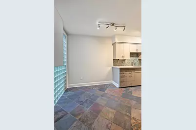 5000 Bayard Lane, Houston, TX 77006 - Photo 13