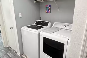 4031 Castor St, Houston, TX 77022 - Photo 13
