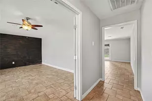 8330 Springtime Ln, Houston, TX 77075 - Photo 23