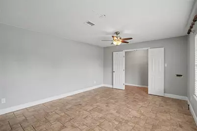 8330 Springtime Lane, Houston, TX 77075 - Photo 17