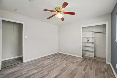 8330 Springtime Lane, Houston, TX 77075 - Photo 11