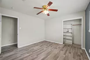 8330 Springtime Ln, Houston, TX 77075 - Photo 11
