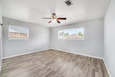 8330 Springtime Lane, Houston, TX 77075 - Photo 13