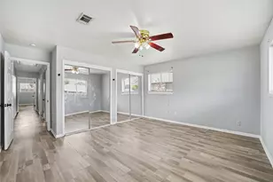 8330 Springtime Ln, Houston, TX 77075 - Photo 15