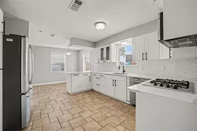 8330 Springtime Lane, Houston, TX 77075 - Photo 3