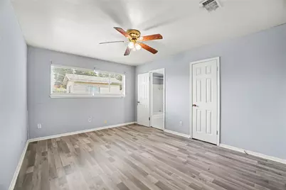 8330 Springtime Lane, Houston, TX 77075 - Photo 9