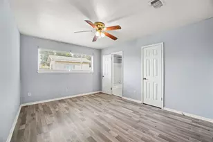 8330 Springtime Ln, Houston, TX 77075 - Photo 9