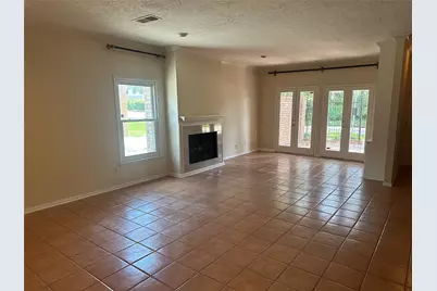 2202 Welch Street, Houston, TX 77019 - Photo 3