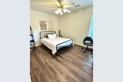 130 Ledgestone Place, The Woodlands, TX 77382 - Photo 17