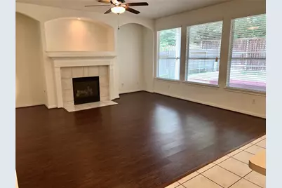 130 Ledgestone Place, The Woodlands, TX 77382 - Photo 3