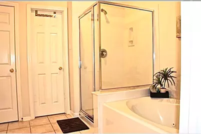 130 Ledgestone Place, The Woodlands, TX 77382 - Photo 17