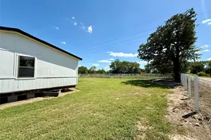 371 & 379 Fm 60 E, Somerville, TX 77879 - Photo 23