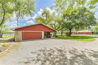 307 W Hufsmith Road, Tomball, TX 77375 - Photo 37