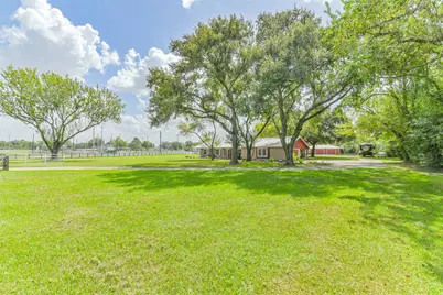 307 W Hufsmith Road, Tomball, TX 77375 - Photo 35