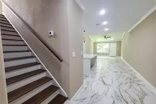 1306 N 9th St, Conroe, TX 77301 - Photo 3